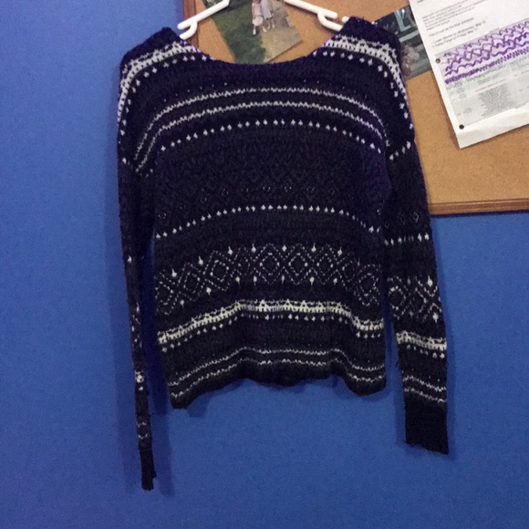 American eagle black grey and white sweater size S - Picture 3 of 3